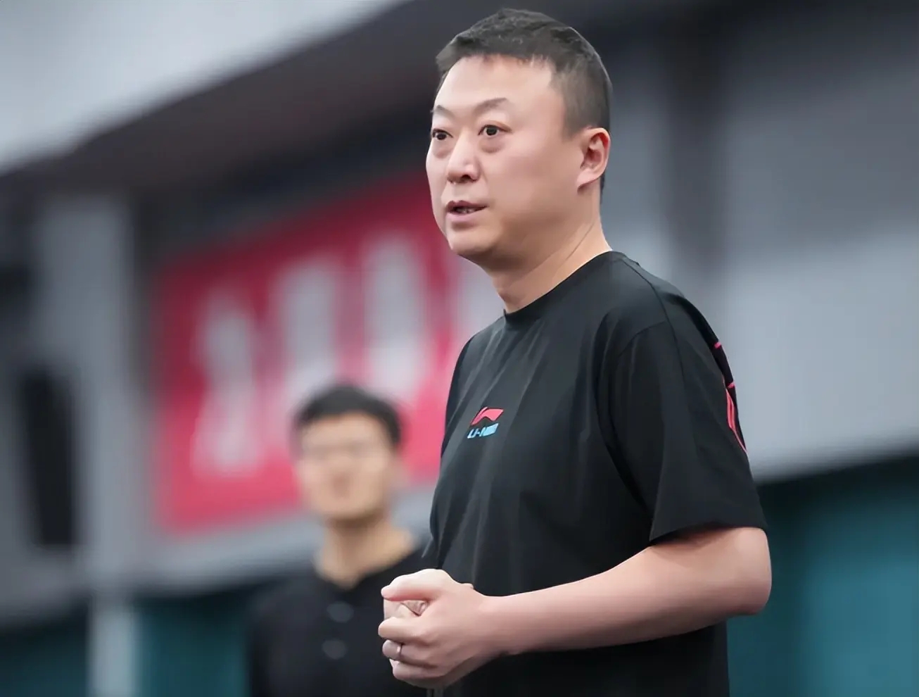 也直接获得, 王艺迪